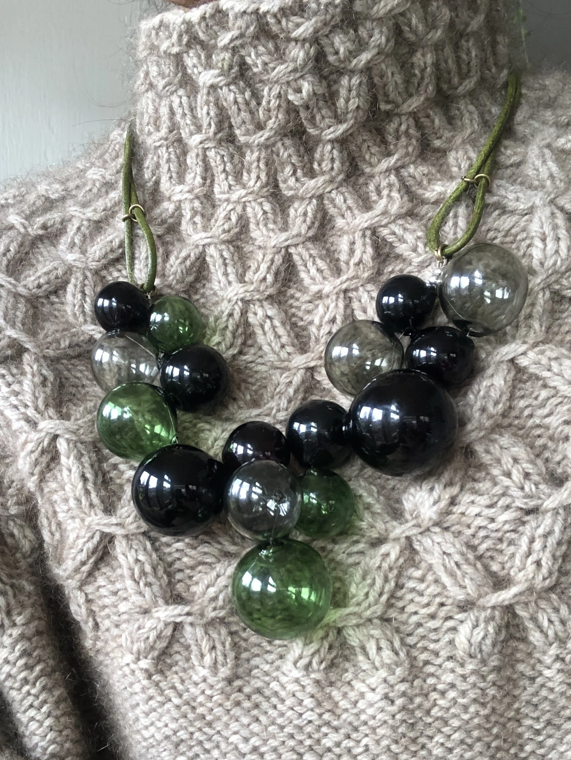 Black_grey_green bubbles.JPG