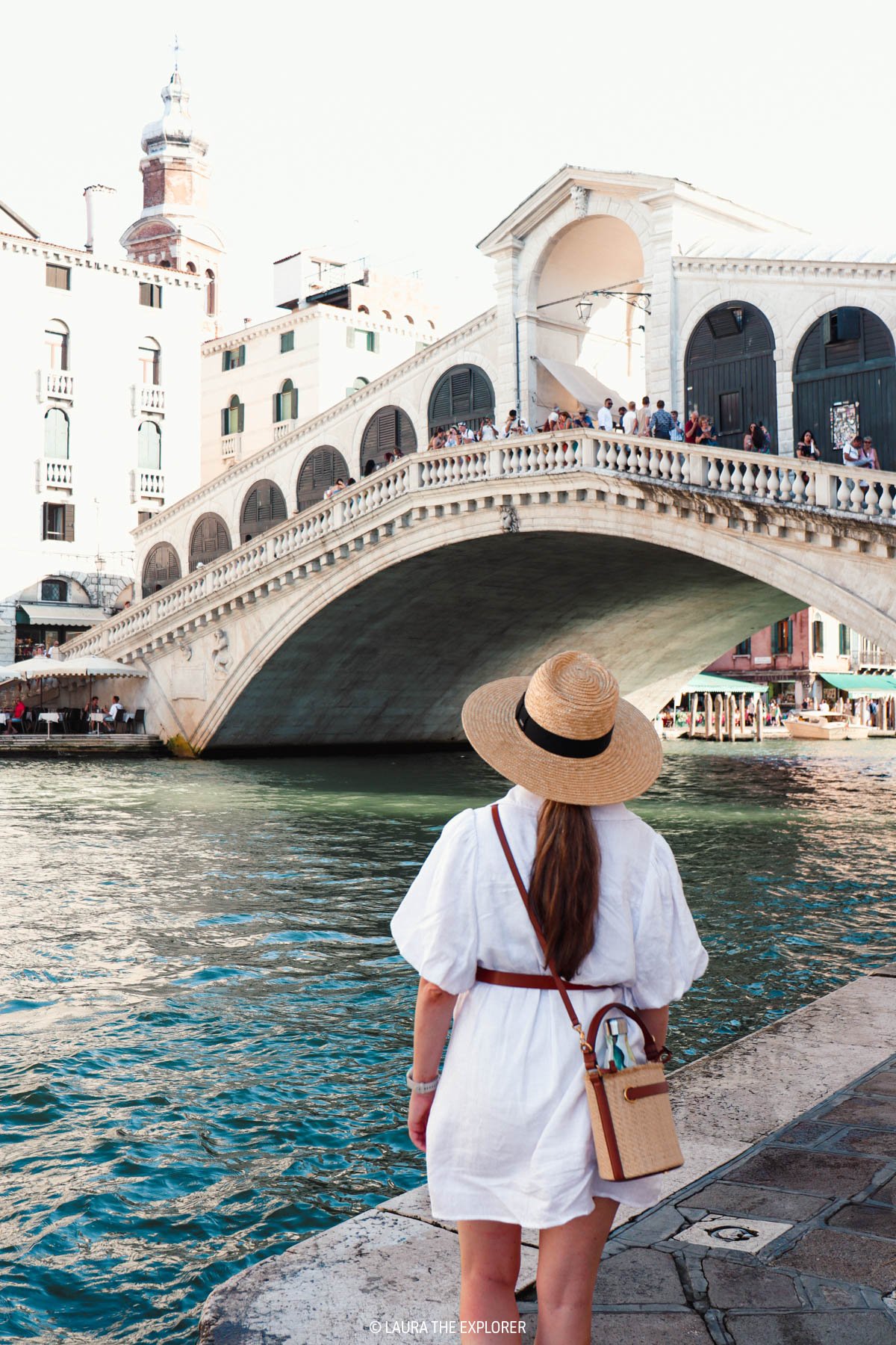 laura the explorer at the rialto bridge venice