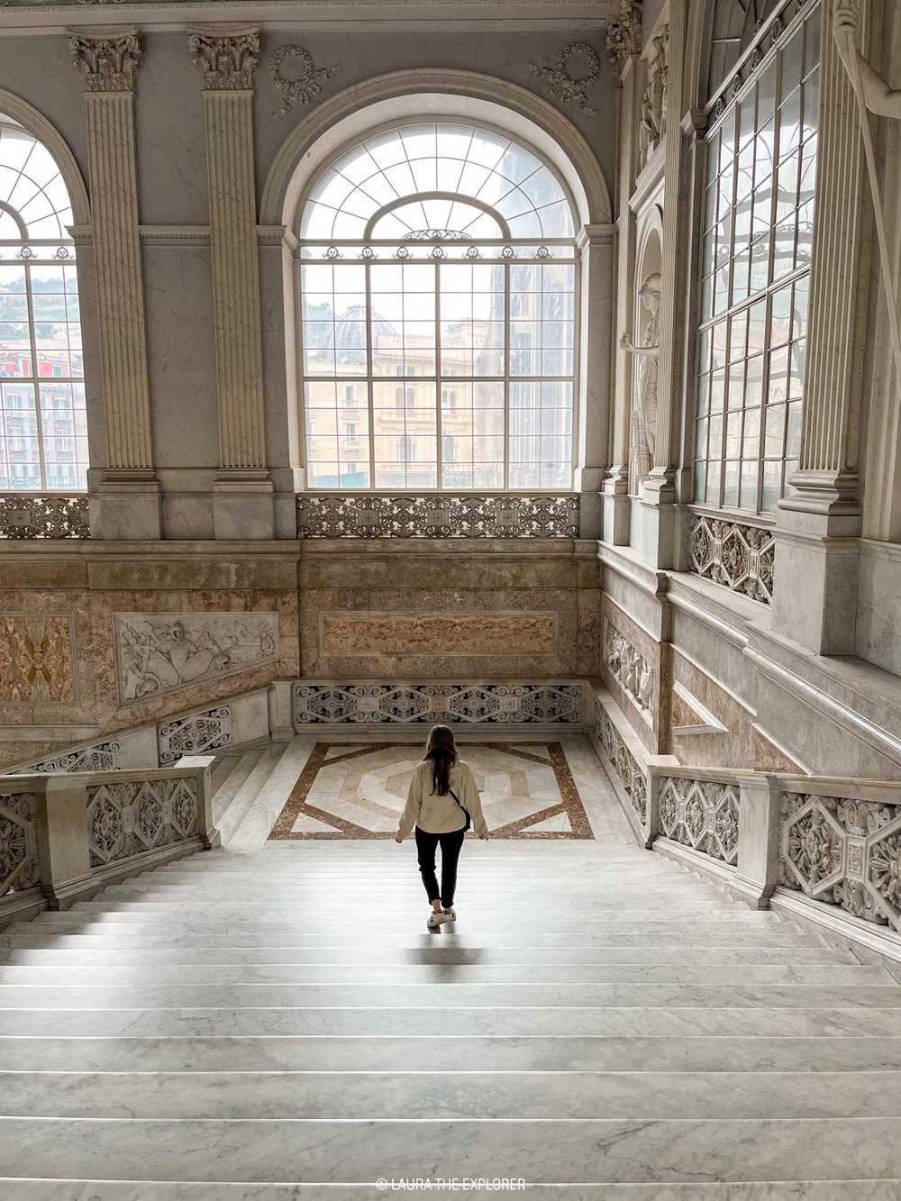 laura the explorer in palazzo reale