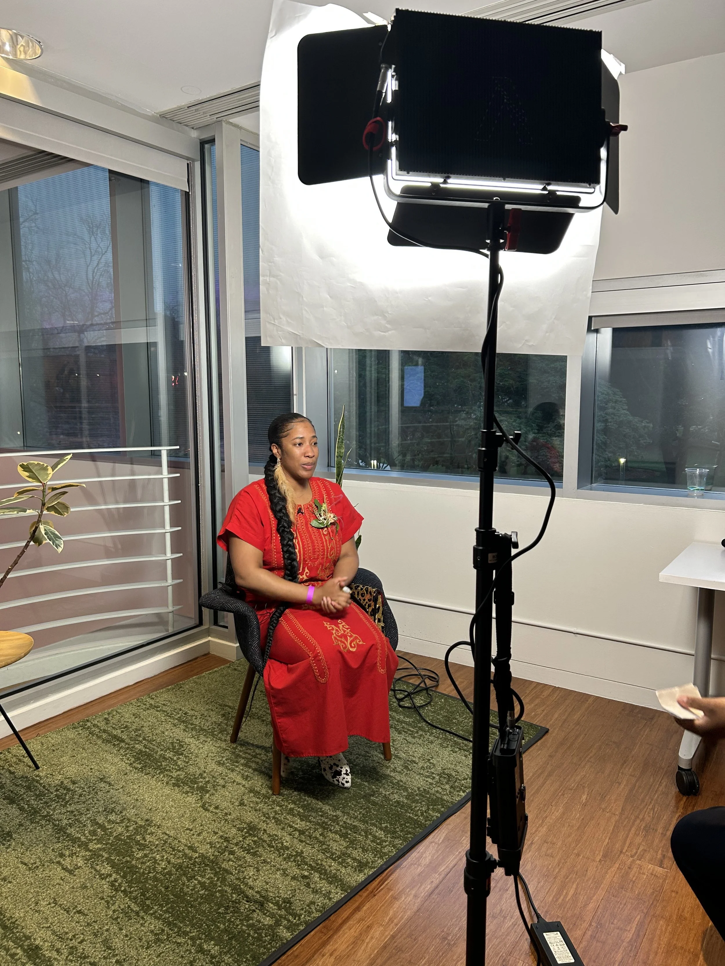 K♠️ in pluto: unleashing power with transformative affirmations 