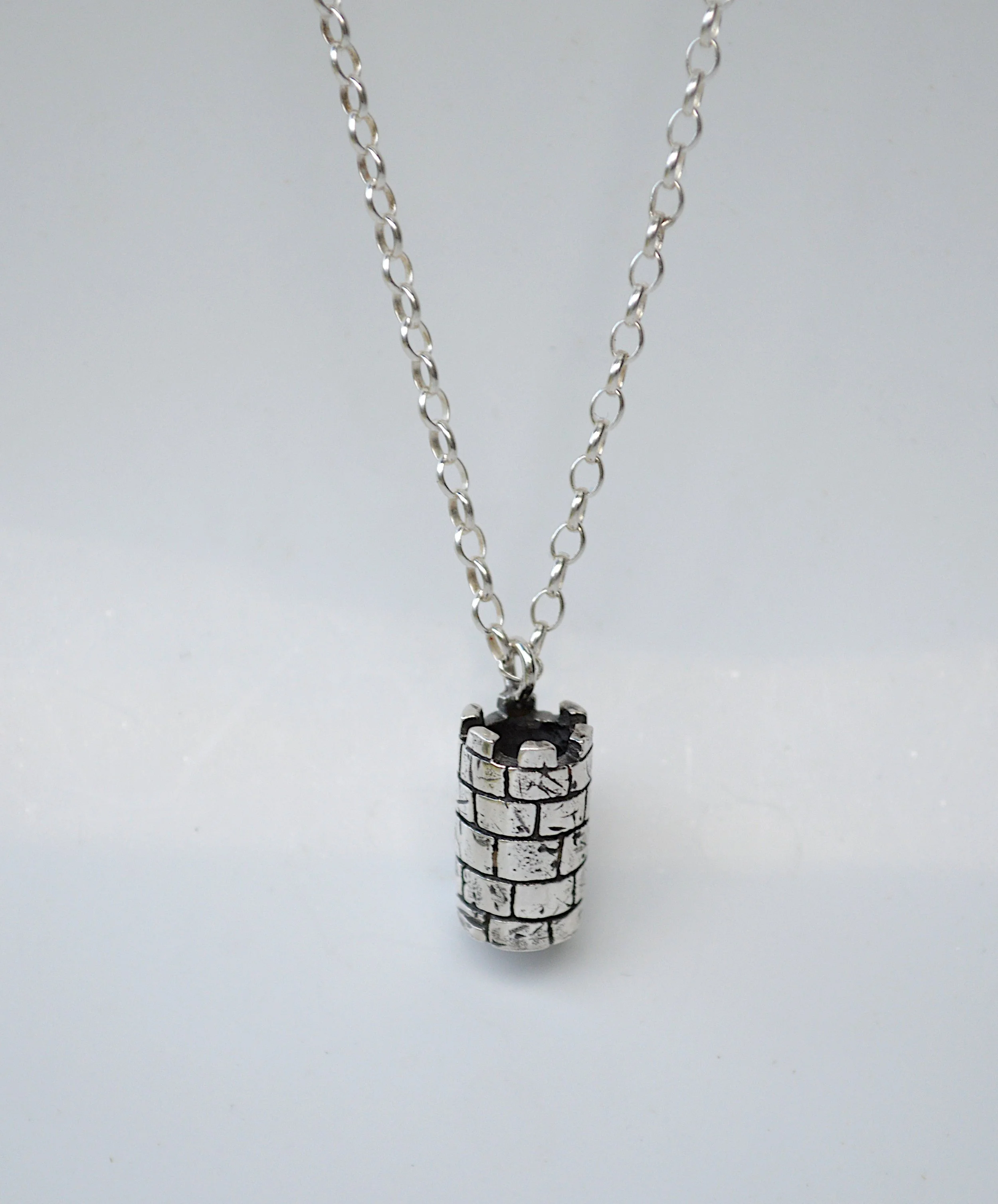 castle necklace 5.JPG