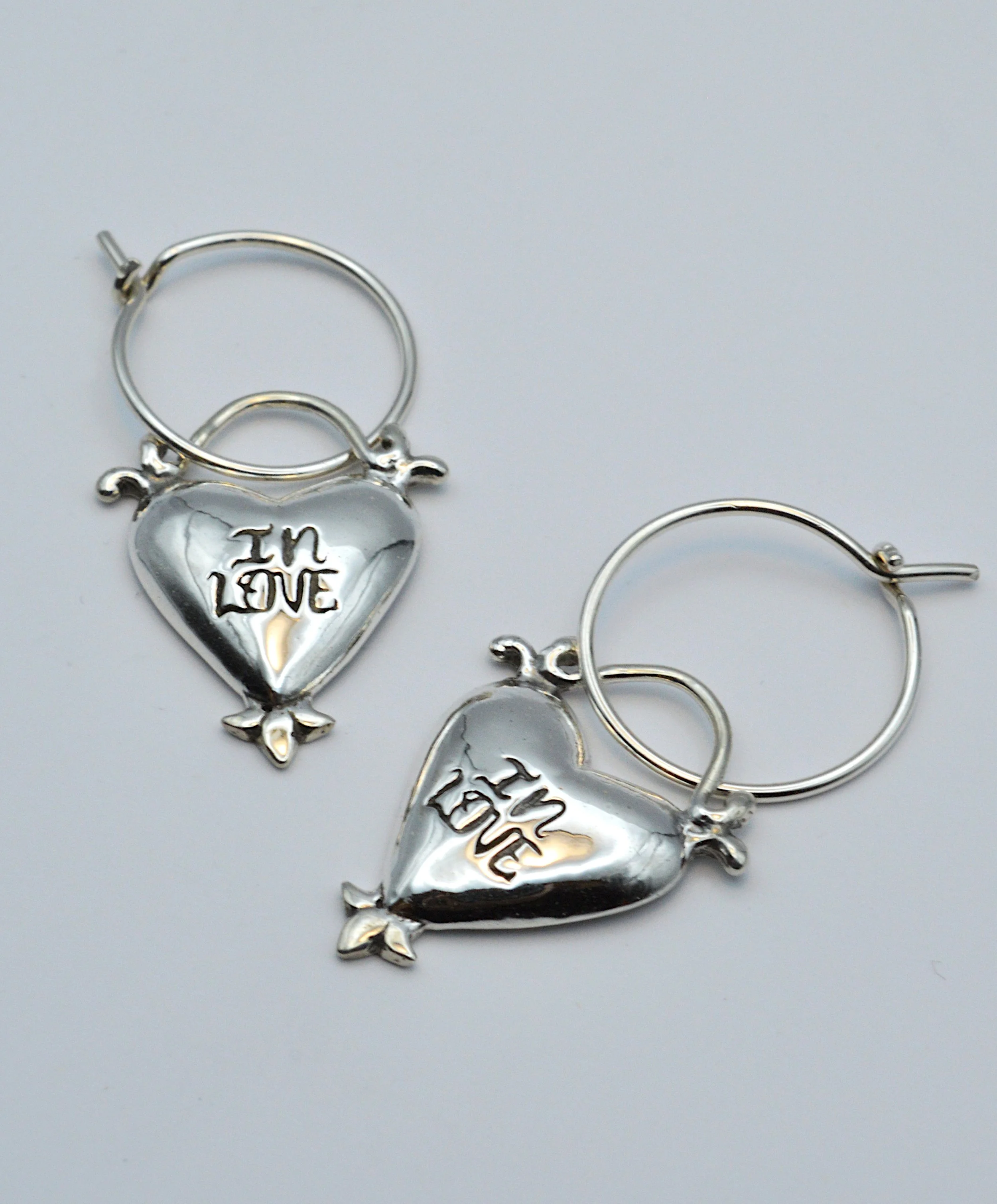 in love double earring2.JPG