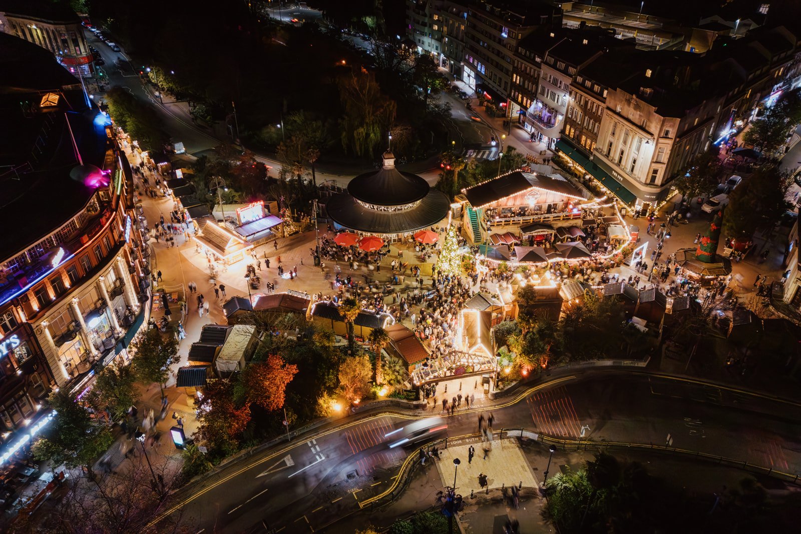 15_11_2025_BOURNEMOUTH-XMAS-MARKET_JAMESBRIDLE-PHOTO_DSCDJI_0309.jpg