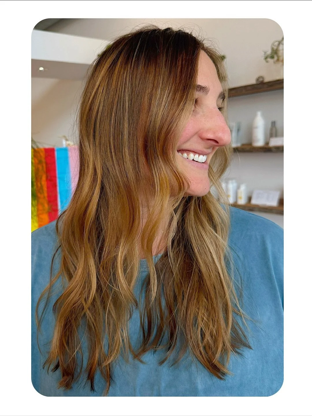 @abbslassi making your hair dreams come true ✨ @salontothewoods !! 

#tothewoods #chapelhillnc #chapelhillsalon #northcarolinahair #queerhairstylists #genderaffirminghaircuts #behindthechair #hairstylistlife #queerownedbusiness #livedincolor #creativ