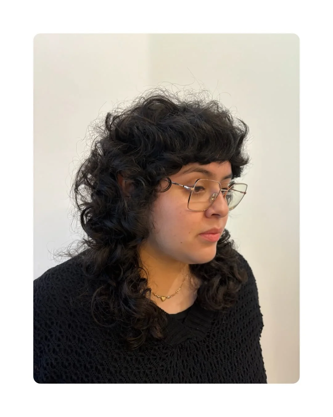 curly shag on caroline by @canankilichair ⛓️&zwj;💥🖤

&bull;
&bull;
&bull;
#curlyshag #curlycut #nchairstylist #nchairsalon #chapelhillnc