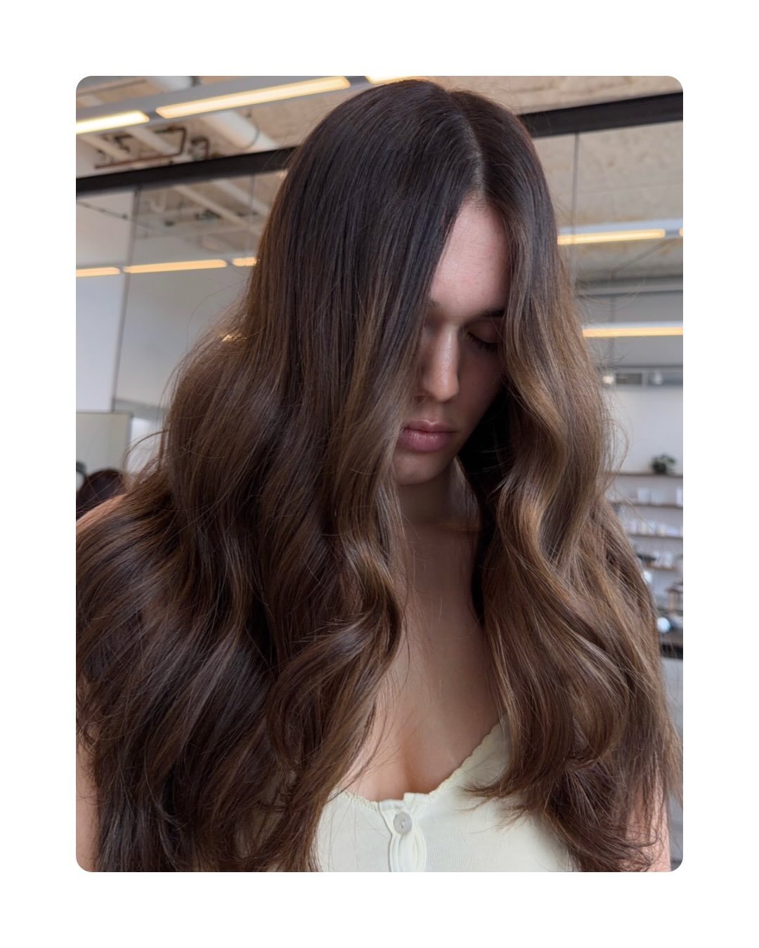 Face frame + highlight + gloss oh my!! 🪞 

Hair by @myhairbymadison 

VOTE FOR @salontothewoods in @chapelhillmag 2026 Best for Chapel Hill! 
&mdash;> Head on over to their website!  We&rsquo;re under &lsquo;Health &amp; Wellness&rsquo; 🪩

#chap