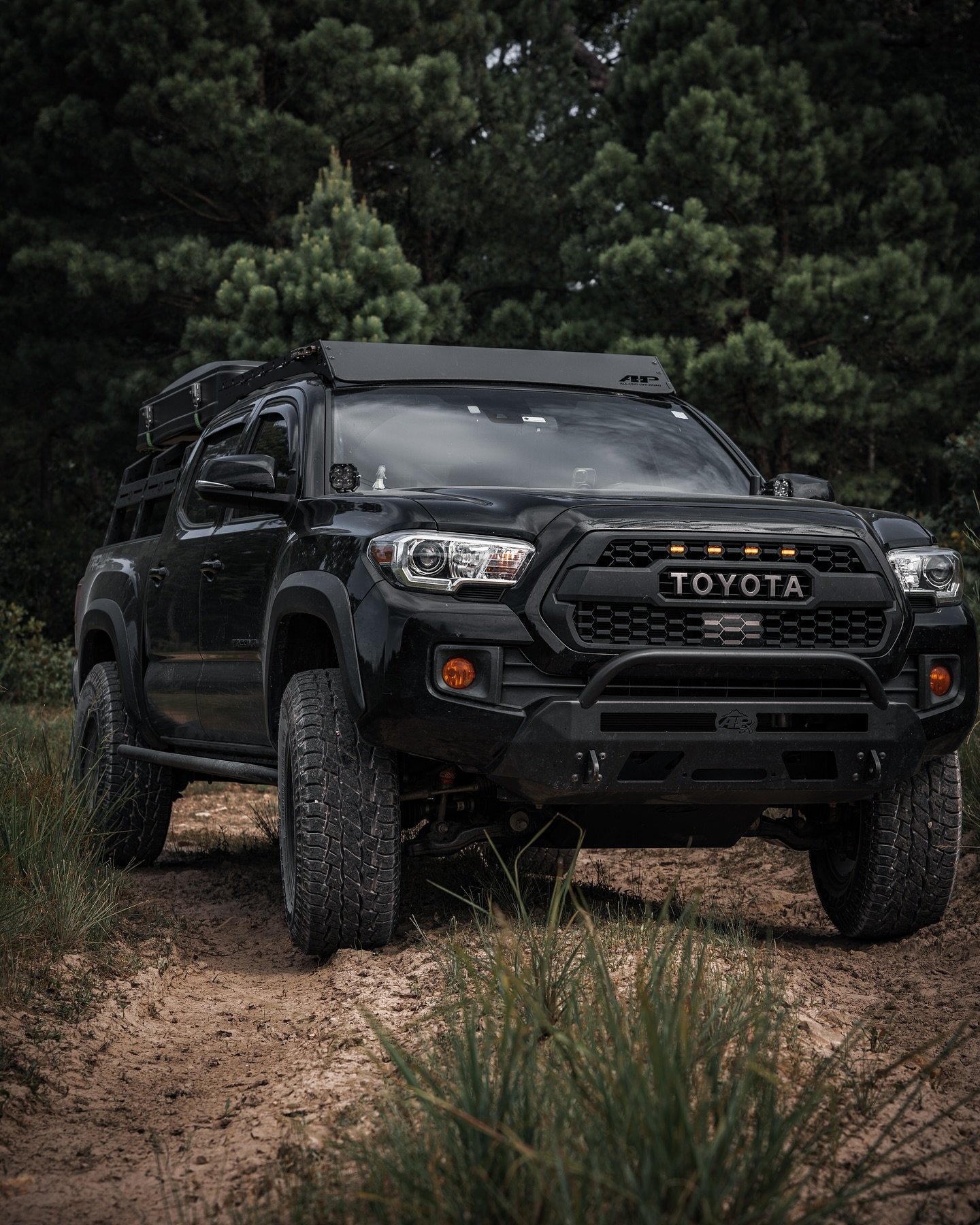 Can&rsquo;t wait for fall / cooler weather to finally start camping again ⛺️

&mdash;

#overlandtruck #overlanding #outdooradventures #photography #automotivephotography #trucks #toyotatacoma #tacomaworld #trdoffroad #toyotagram #outdoorphotography #