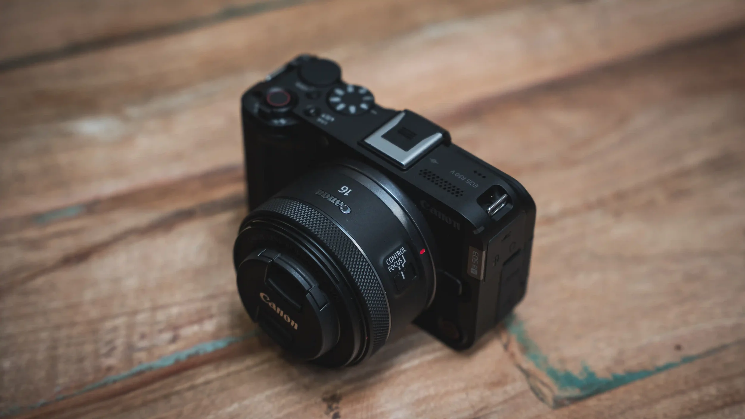 Canon R50 V with RF 16mm Lens