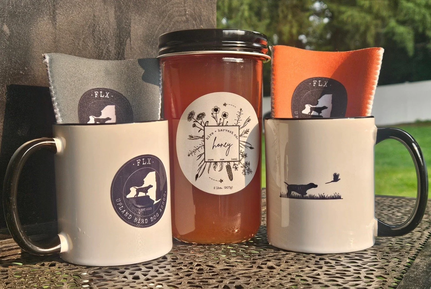 Some gifts from our lovely hosts, Nate and Kate, this past weekend at @flx_uplandbirddogassoc ! I cannot wait to try this honey 🍯🐝 @hive_and_harvest_co