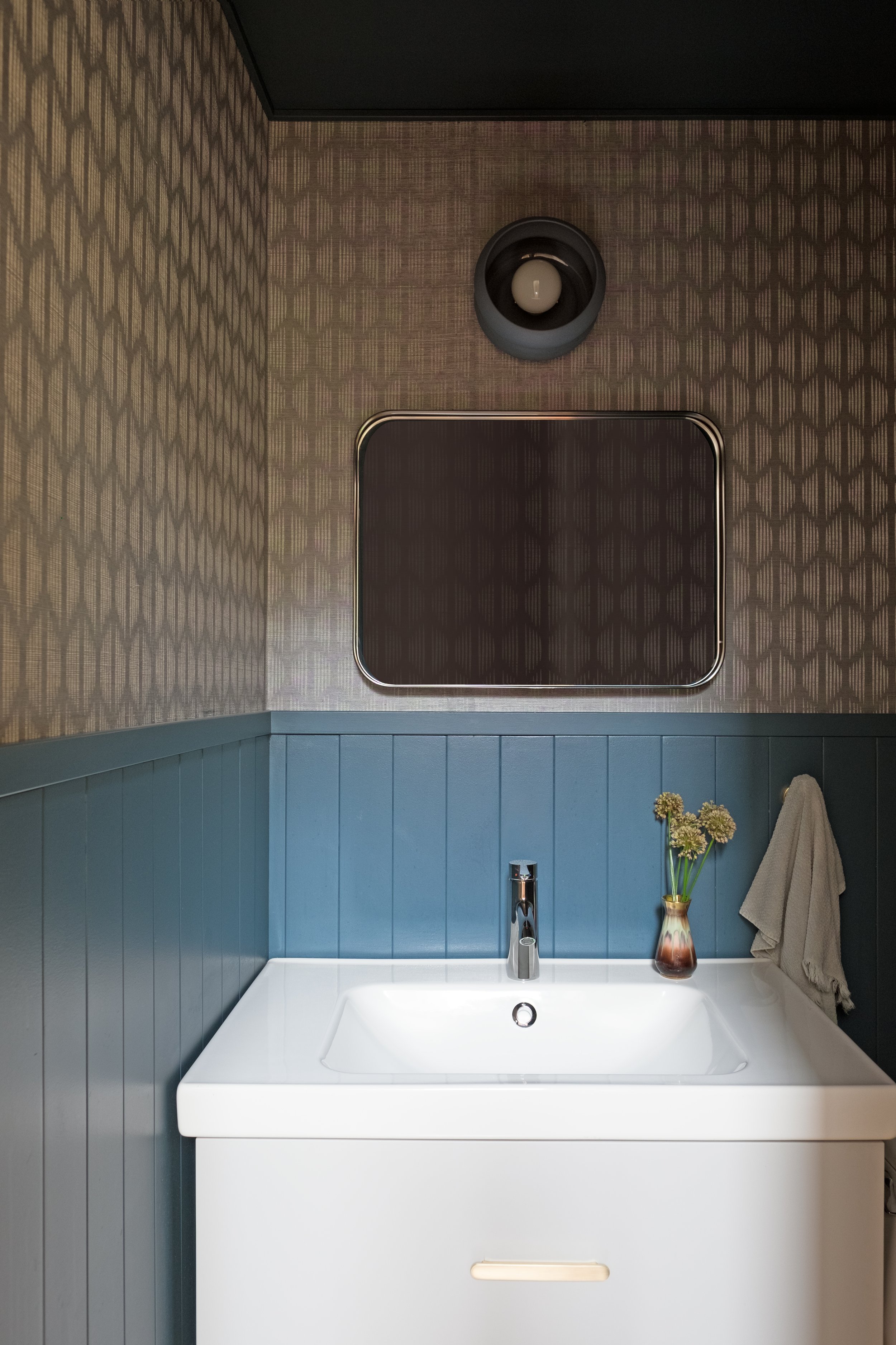 Bathroom-3.jpg