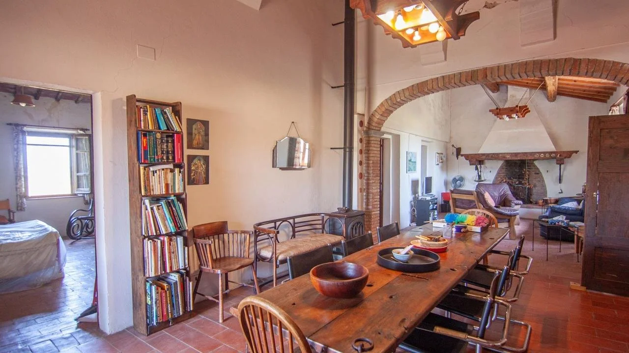 Not available - last listed for €80,000