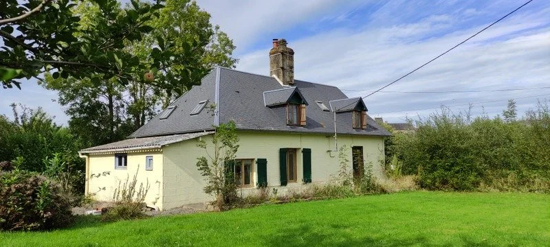 Not available - last listed for €77,000