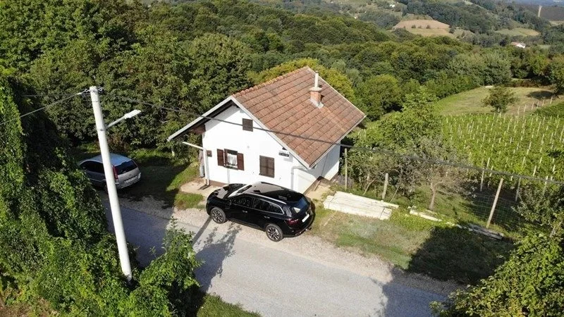 €70,000