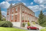 €690,000