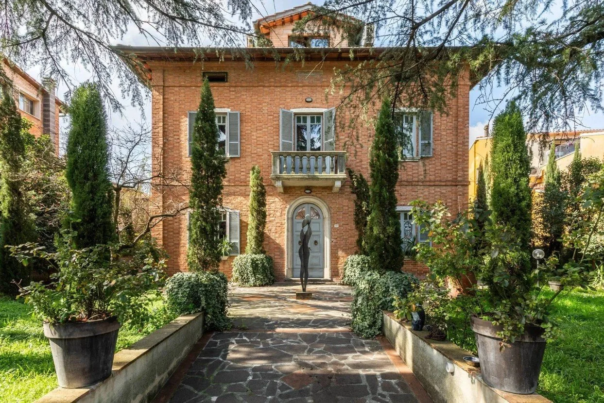 €540,000