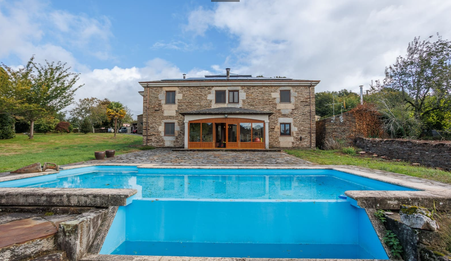 €650,000