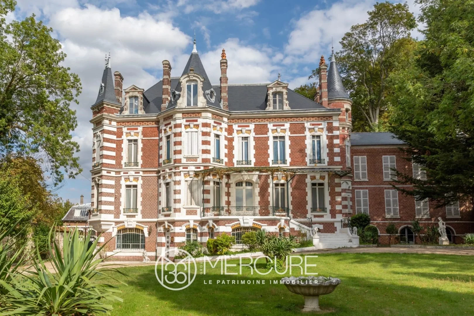 €730,000 