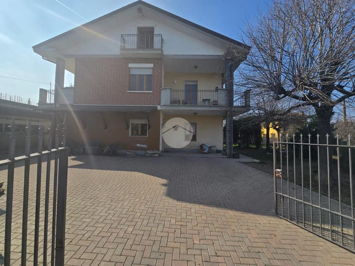 €199,000 