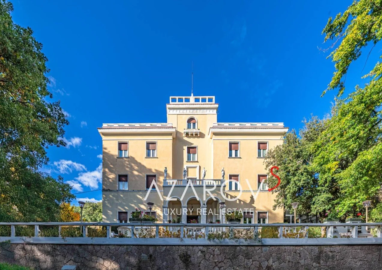 €950,000 