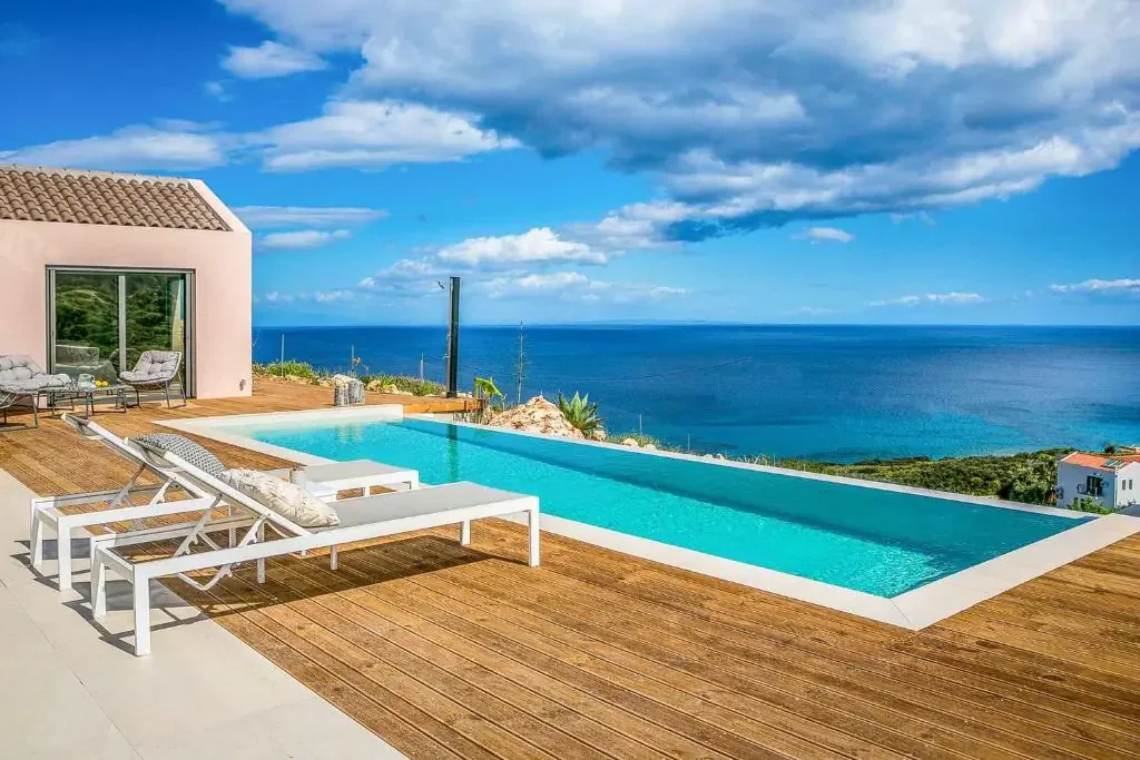 €750,000