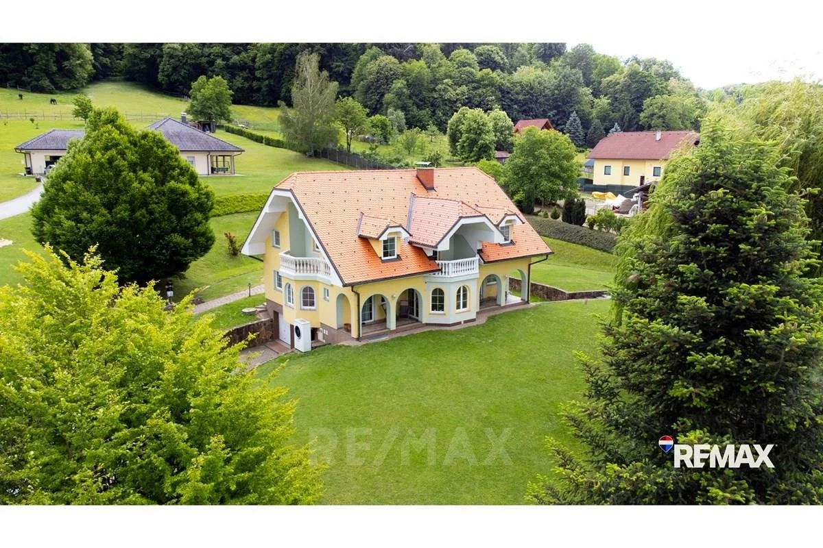 €439,000