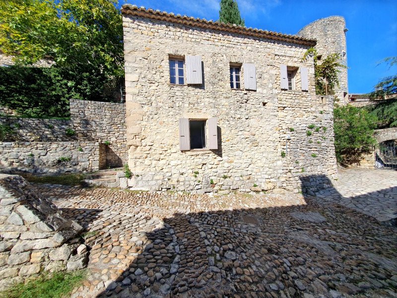 €175,000