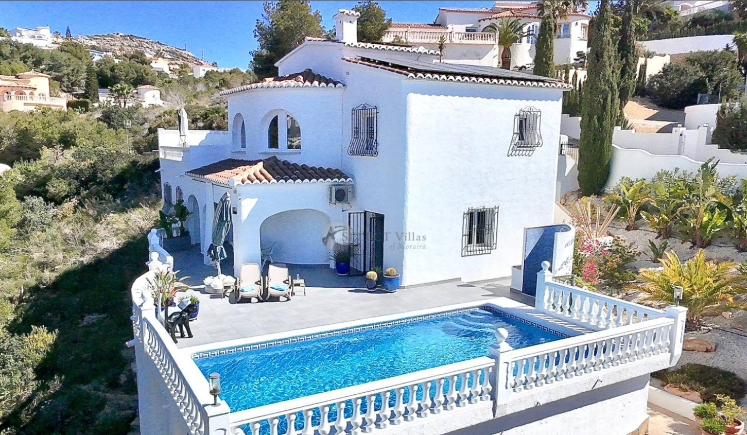 €650,000
