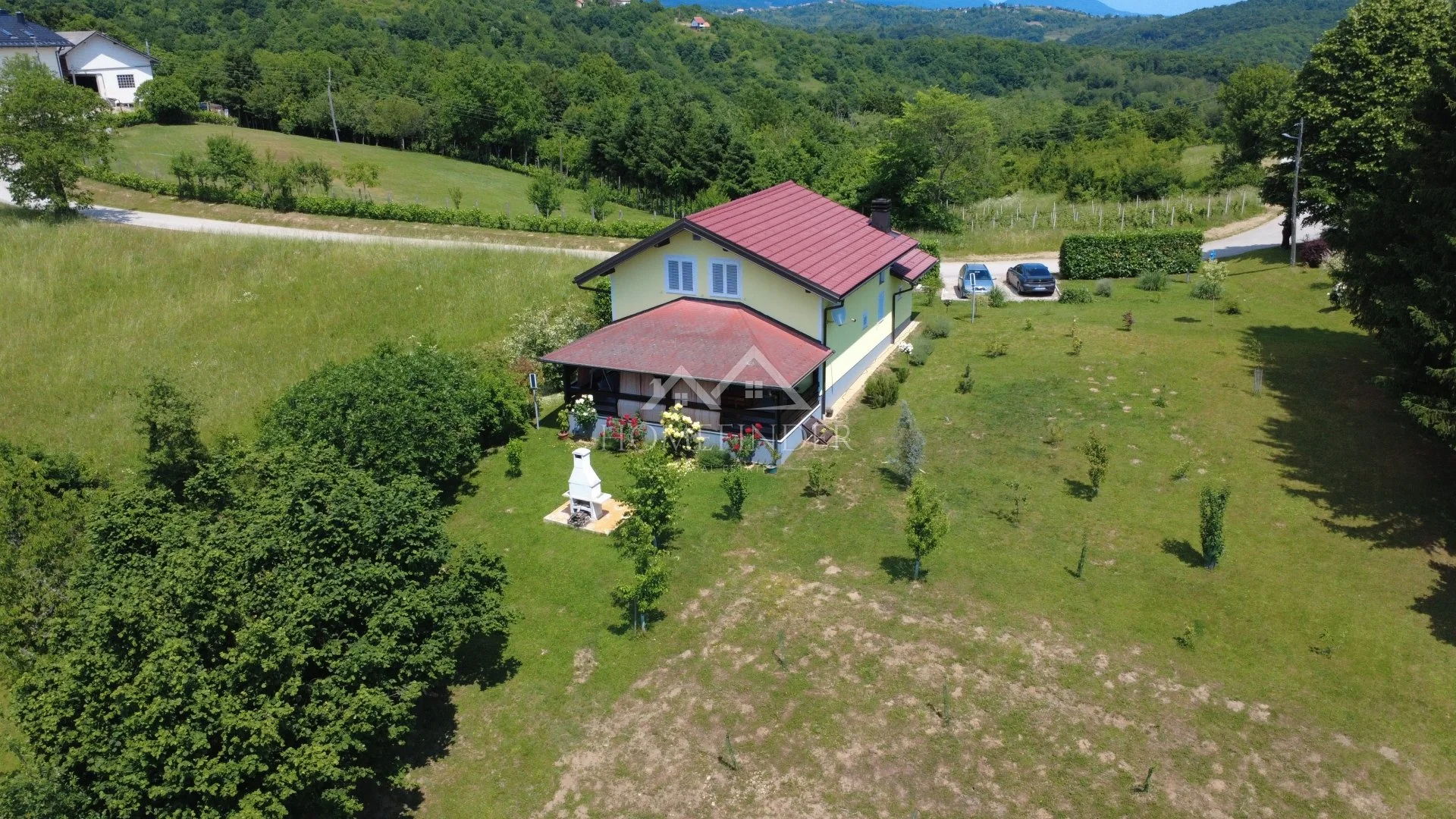 €195,000