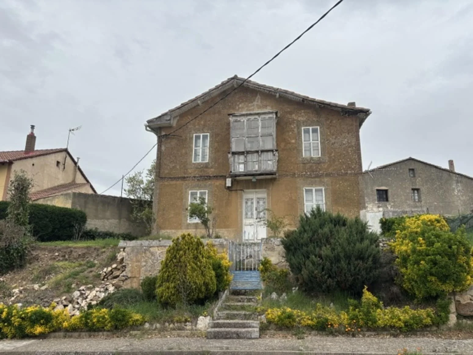 €32,000