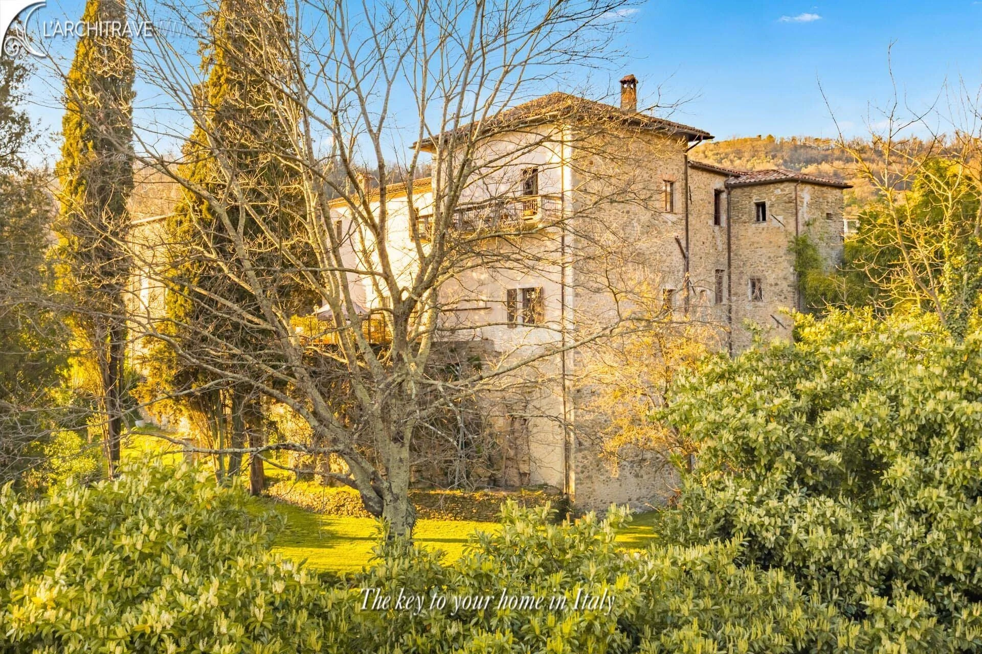€750,000