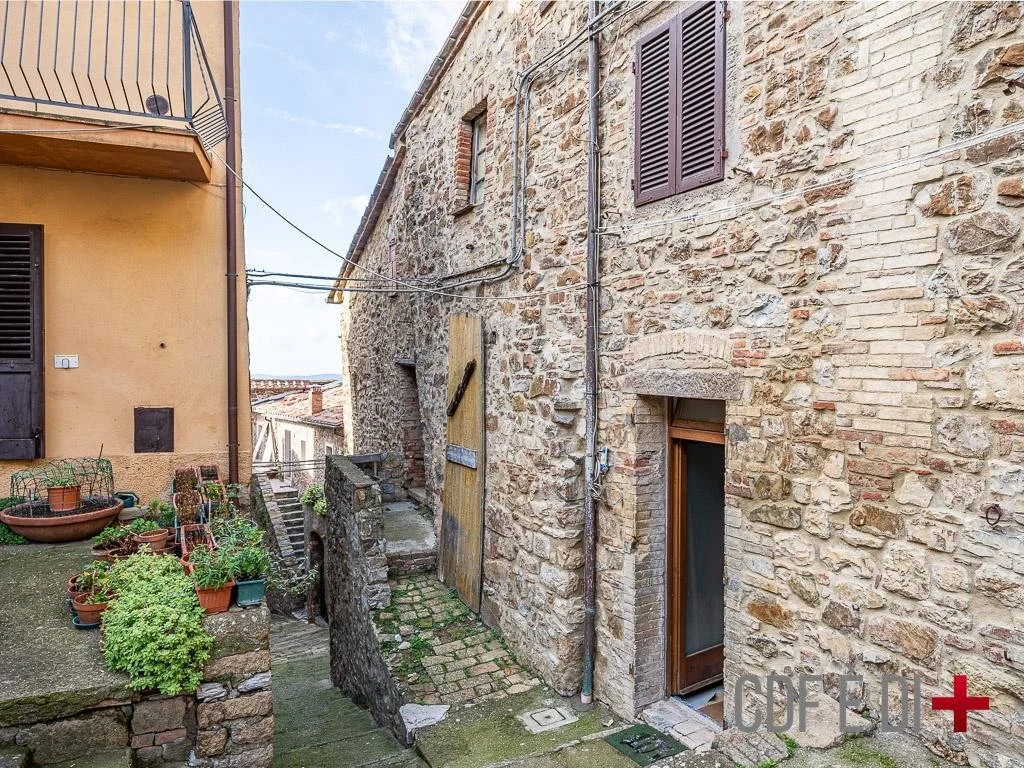 €45,000
