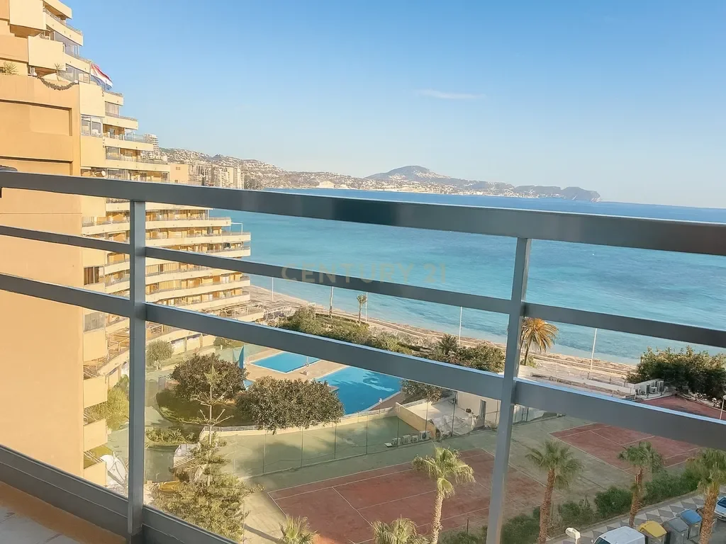 €750/month
