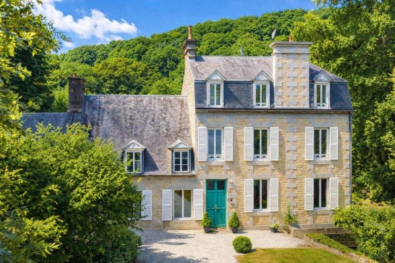 €555,000