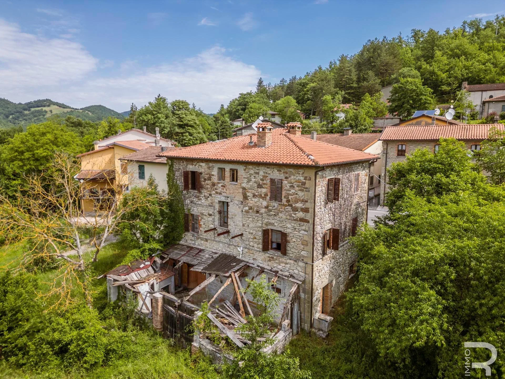 €150,000