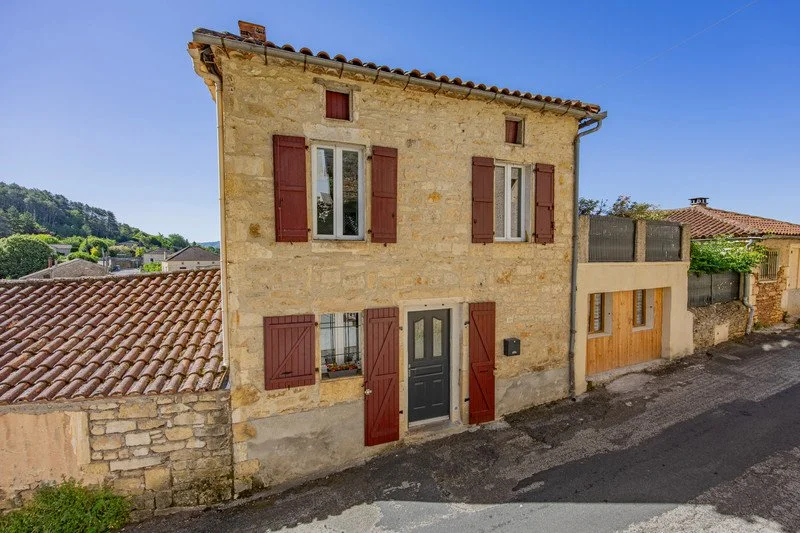 €140,500