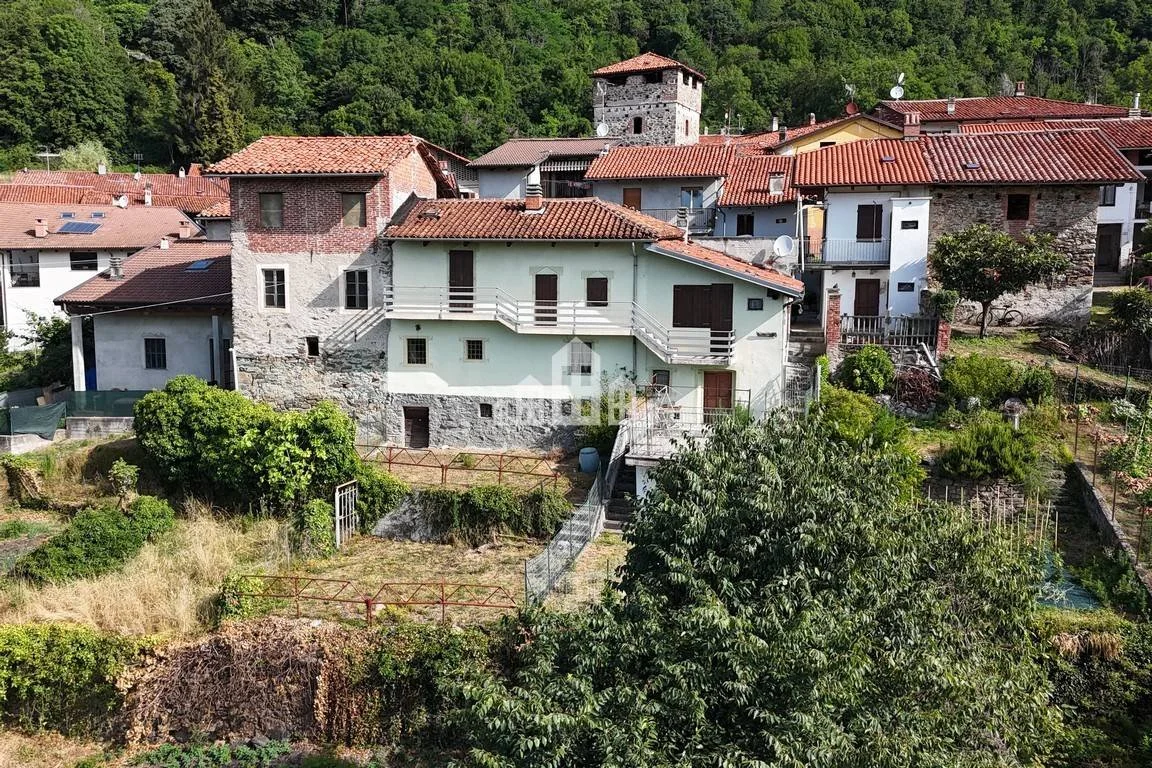 €44,000