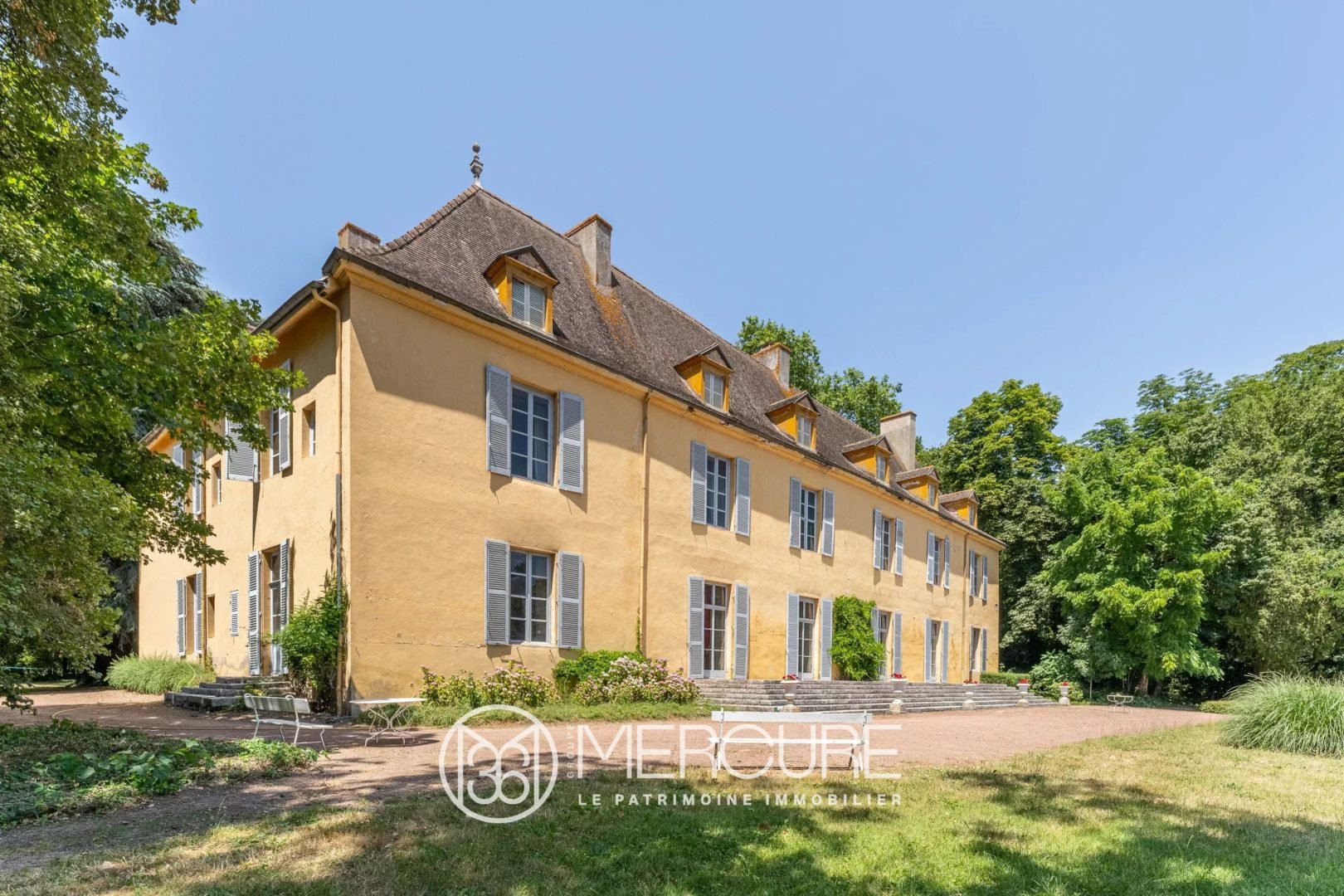 €794,000