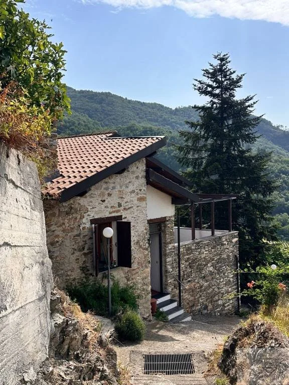 €89,000