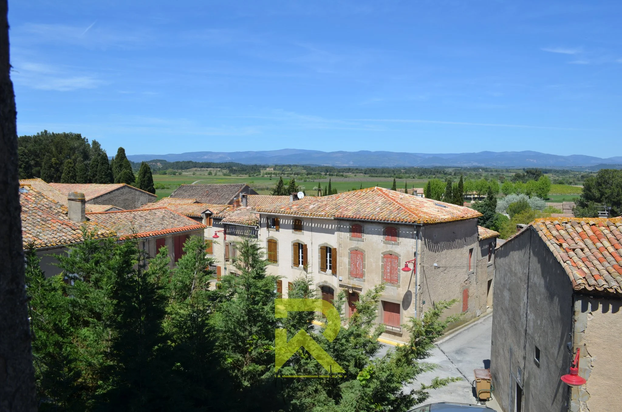 €315,000