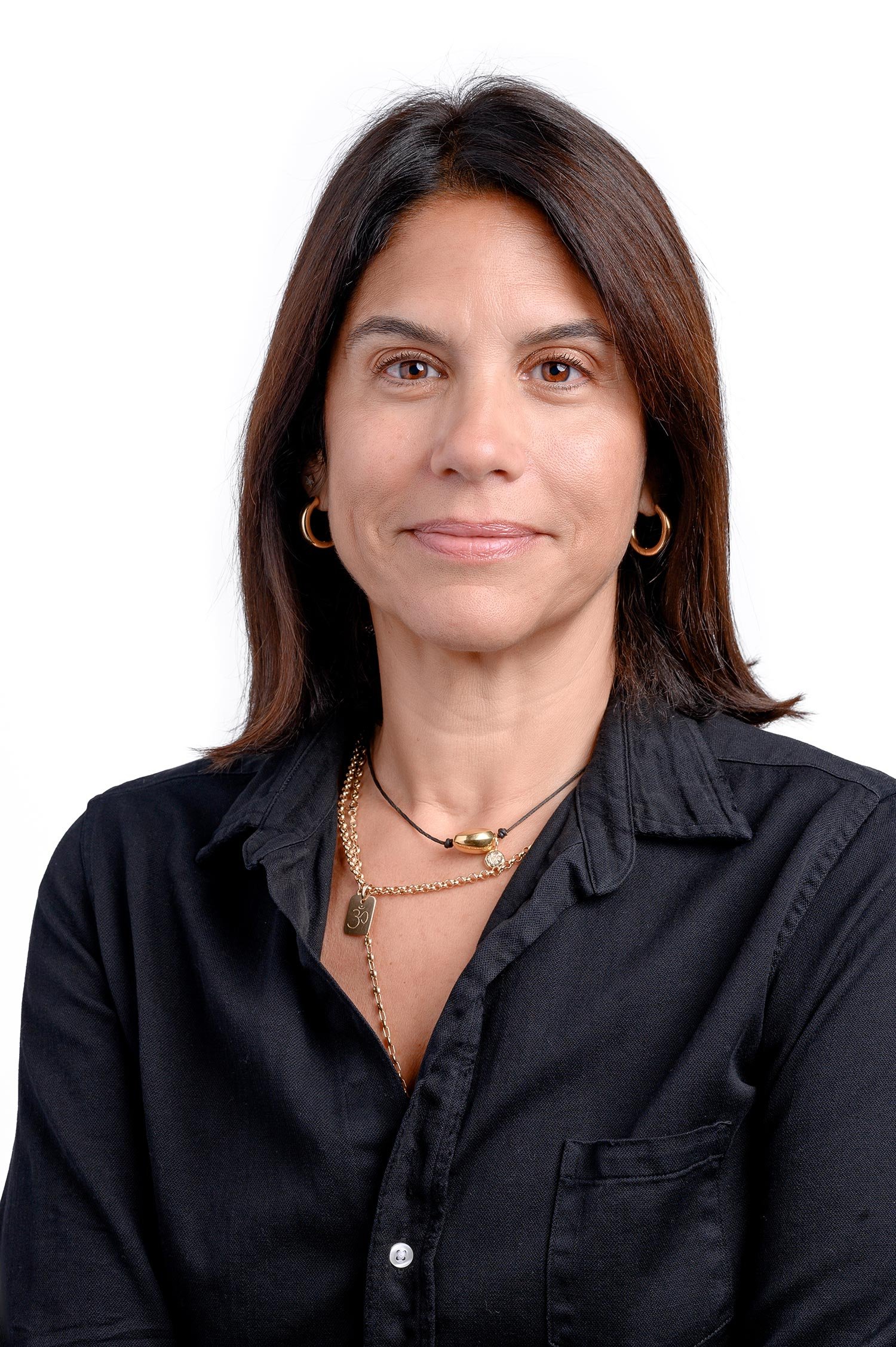 Carolina-Falla-Flood-WLRN-Headshot-Photographer-Ivan-Apfel-WLR_0415-Edit-Edit.jpg