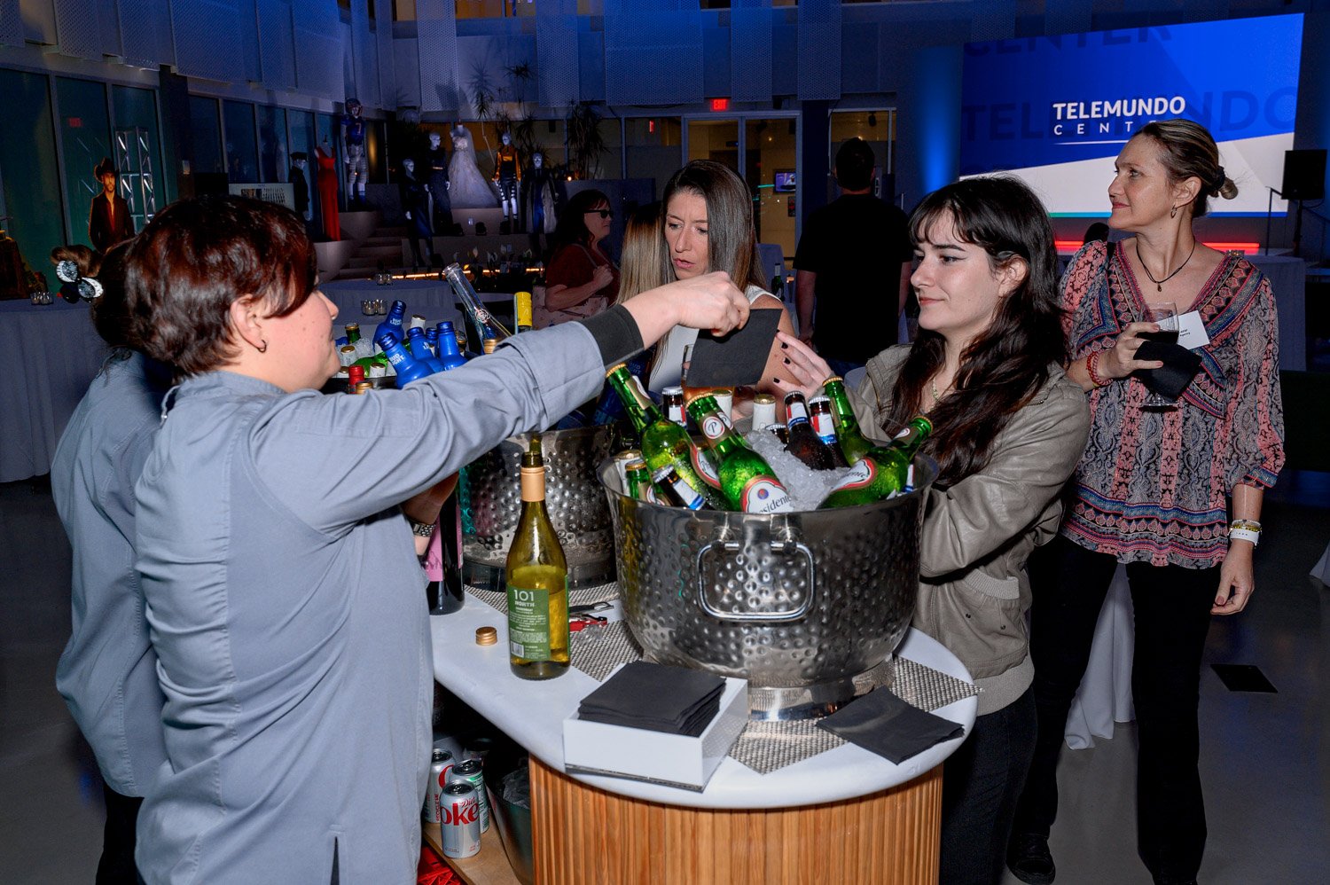 Miami_Corporate_Event_Photographer_Telemundo_Center_Ivan_Apfel_JC1_8683-Edit.jpg