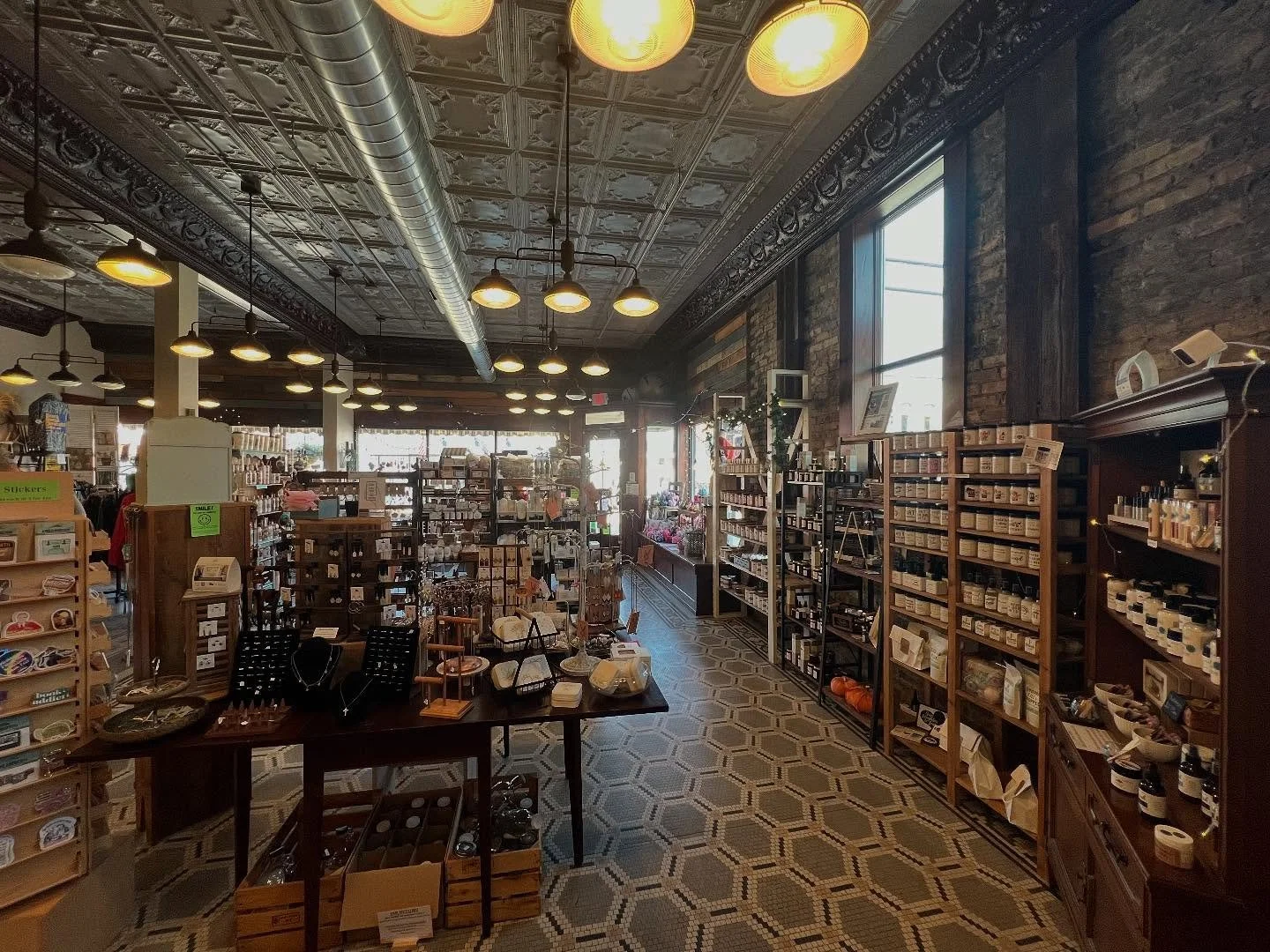 Parts of Hartford are out of power, but the shop is open and running. Today is a great day to shop local!