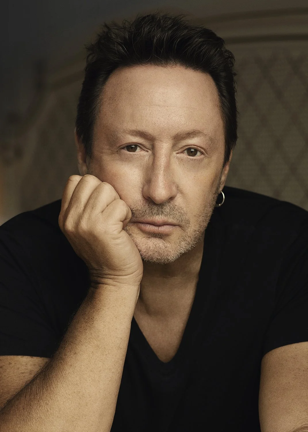 Ep. 186 Artist & Humanitarian Julian Lennon on Charting His Own Ep. 186 Artist & Humanitarian Julian Lennon on Charting His Own