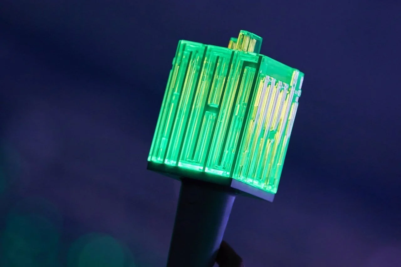 k-pop-lightsticks-the-ultimate-fan-beacon-cherry-chu-magazine