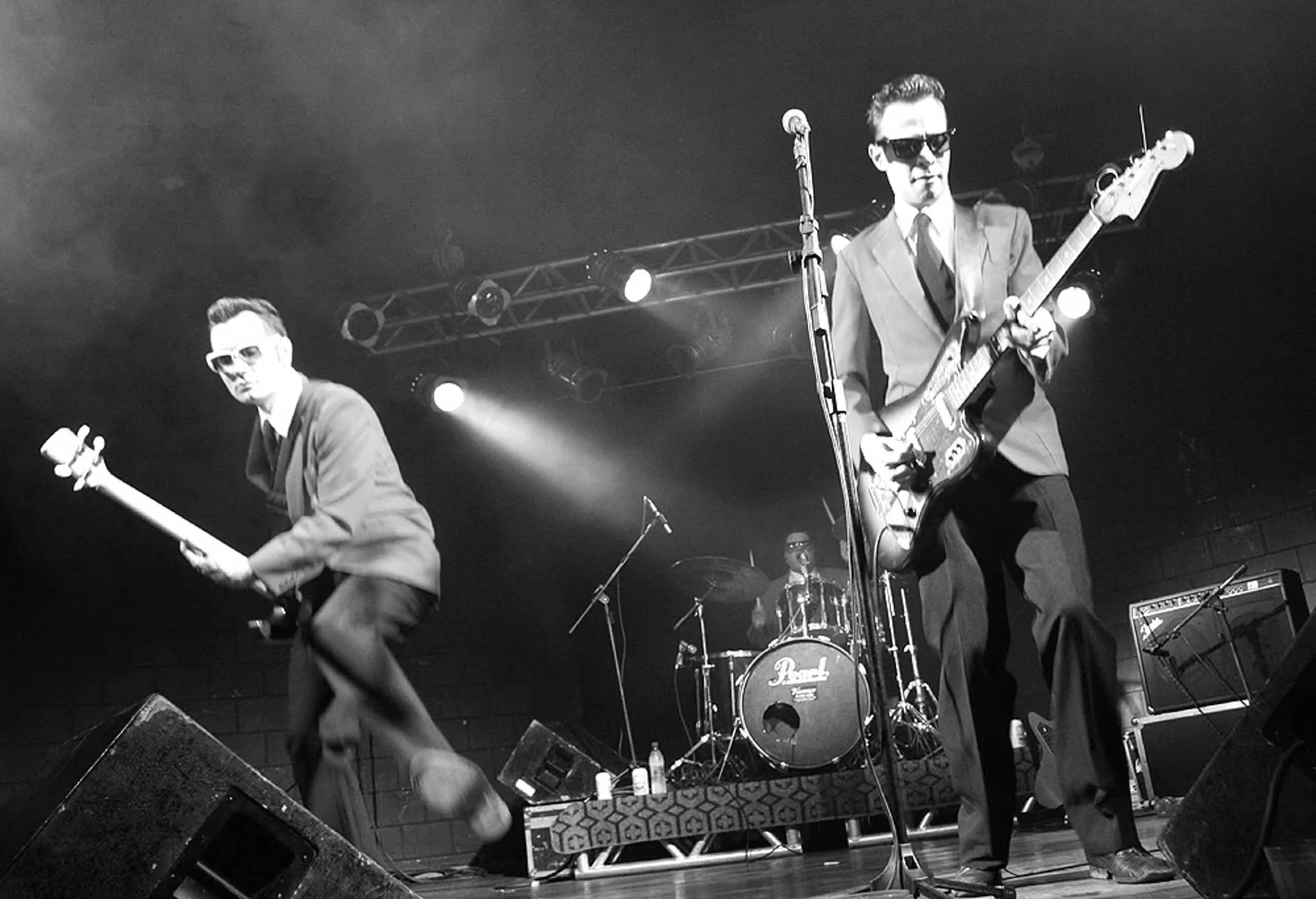 renatobueno_deadrocks-deadrocks01.jpg