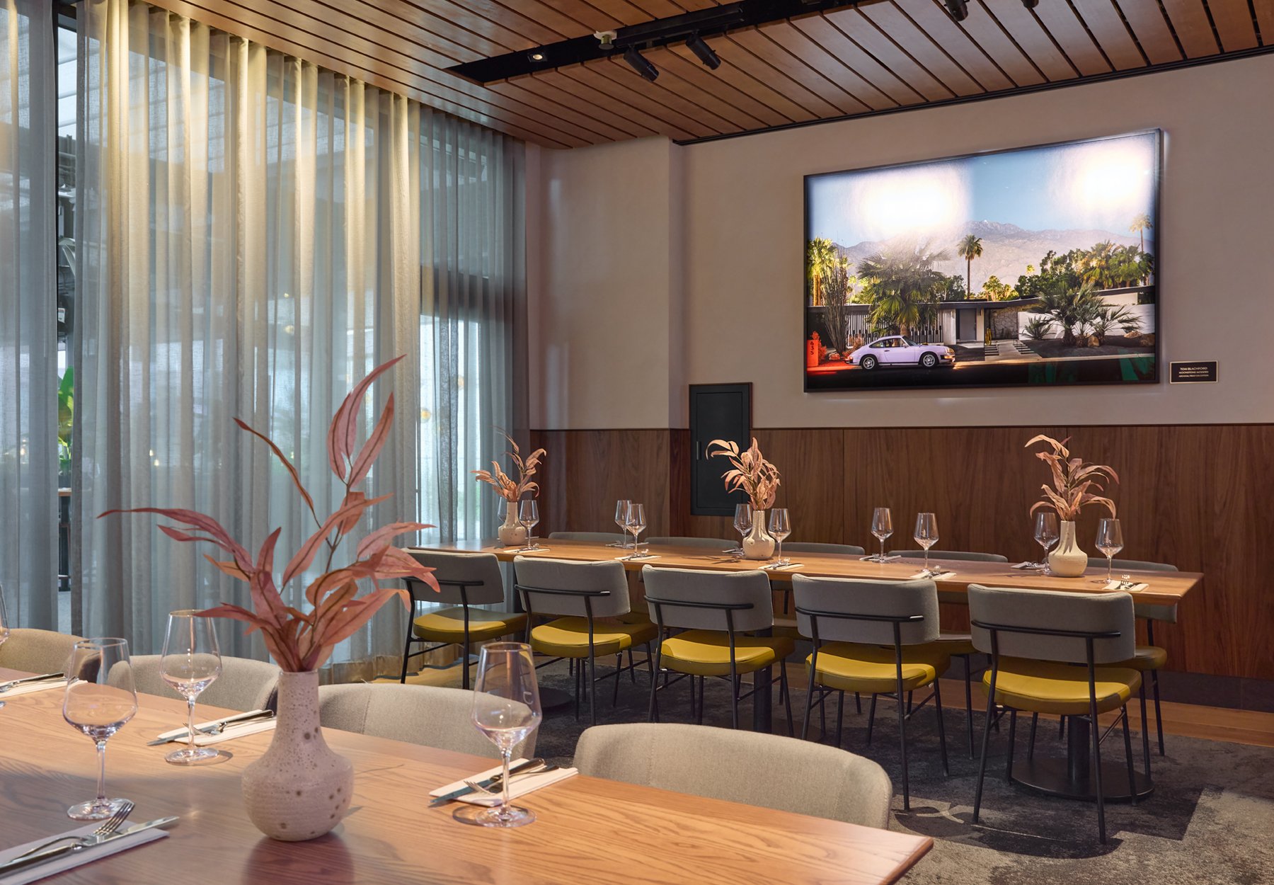 JOEY Restaurant Valley Fair, Santa Clara - Peregrine Millwork Ltd.