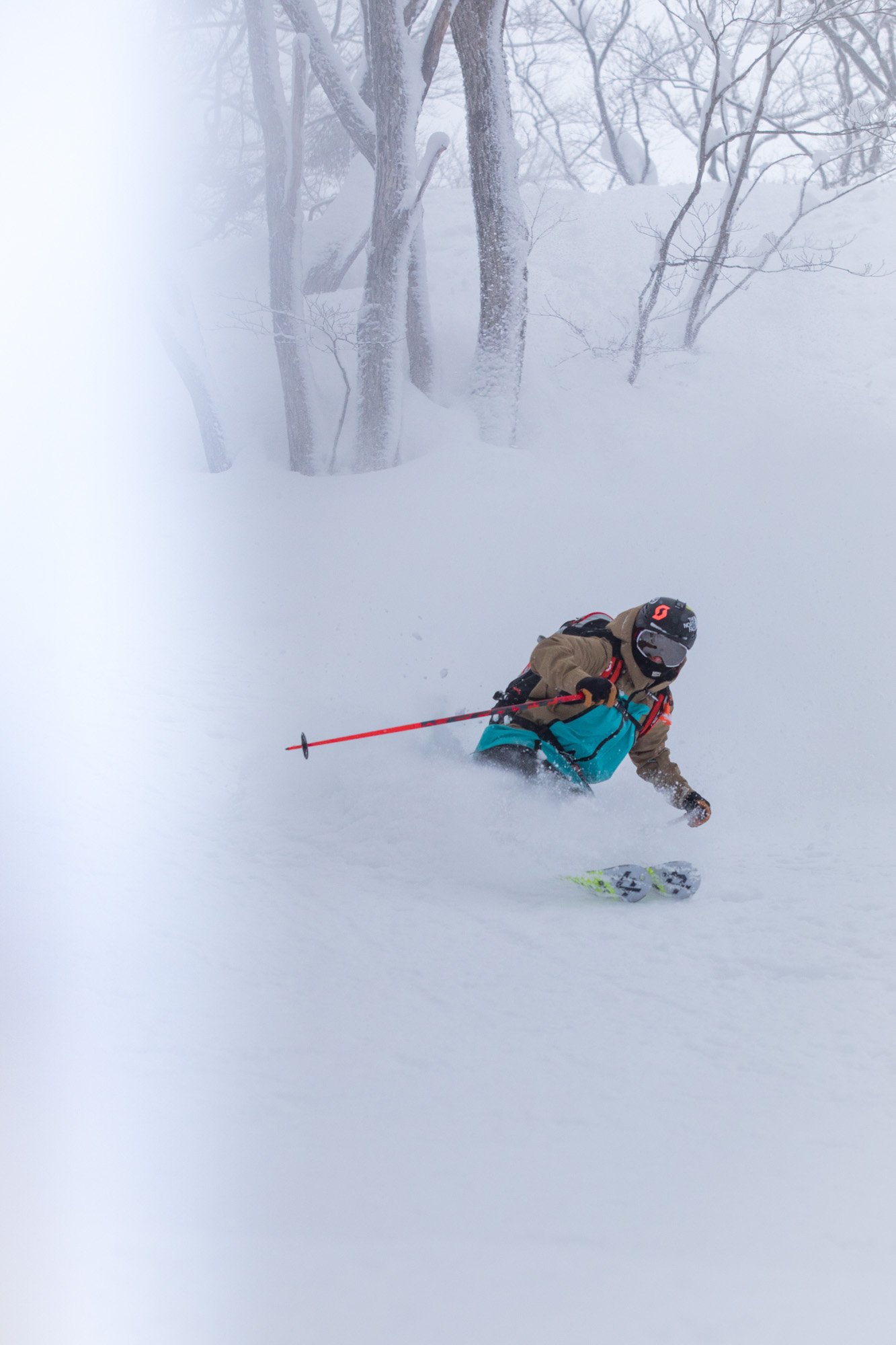 Zoya-Lynch-Skiing-Photography-Japan-9.jpg
