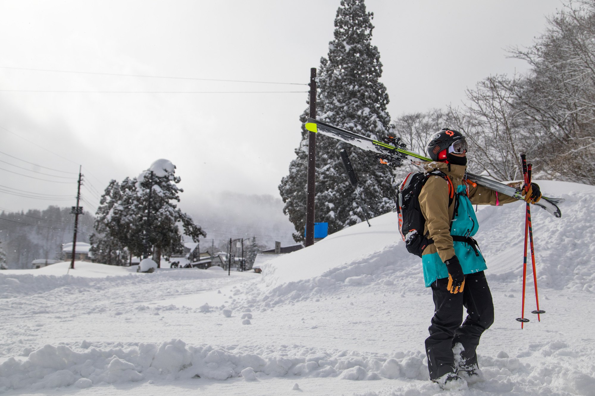 Zoya-Lynch-Skiing-Photography-Japan-22.jpg