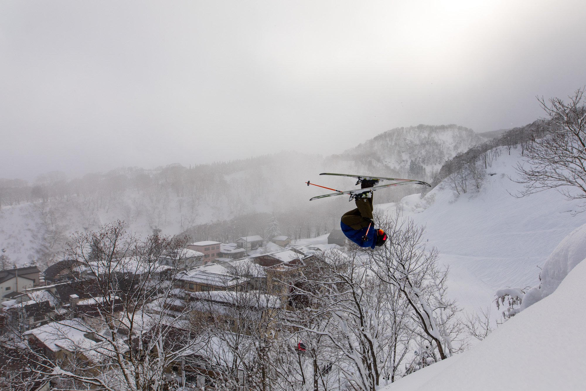 Zoya-Lynch-Skiing-Photography-Japan-30.jpg