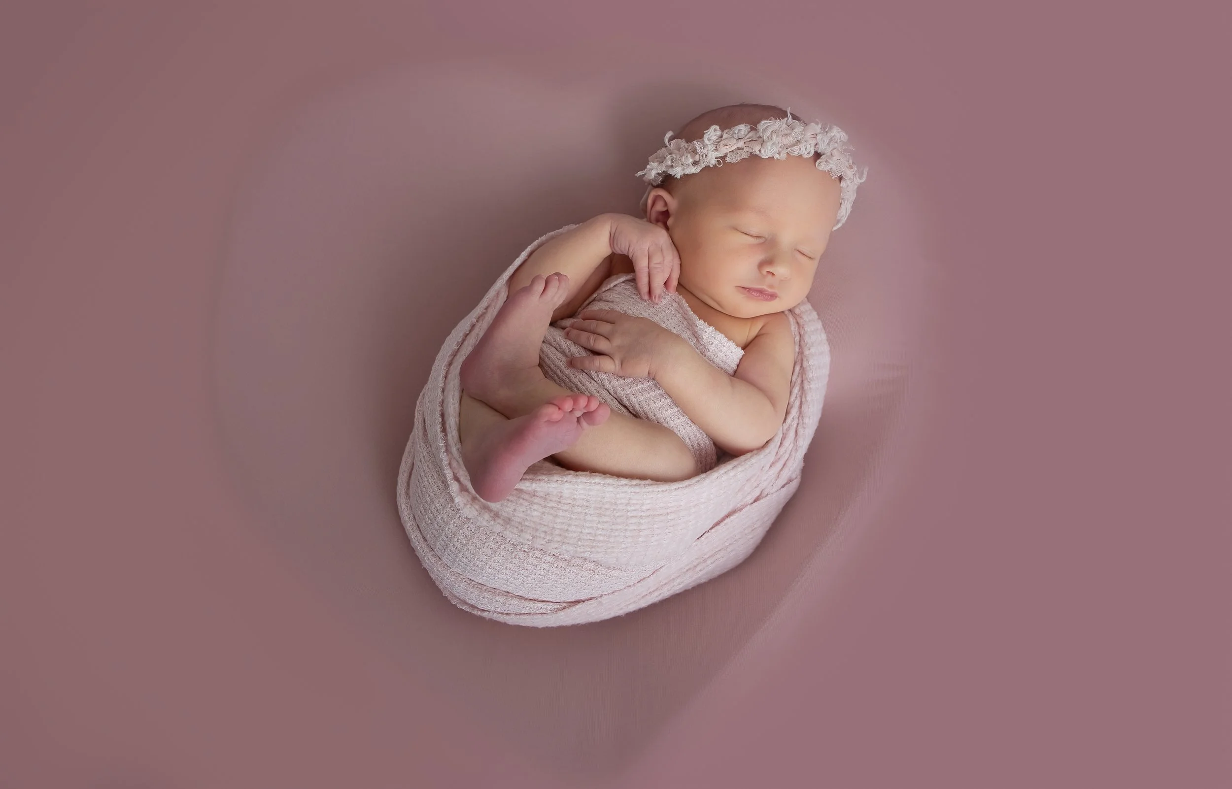 North Vancouver Posed Newborn Photography (9).jpg